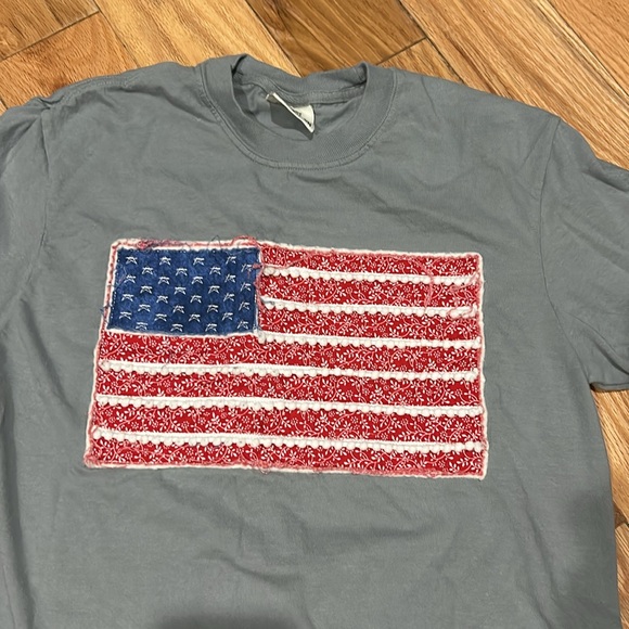 Comfort Colors Gray Short Sleeve with American Flag Graphic - Picture 2 of 3